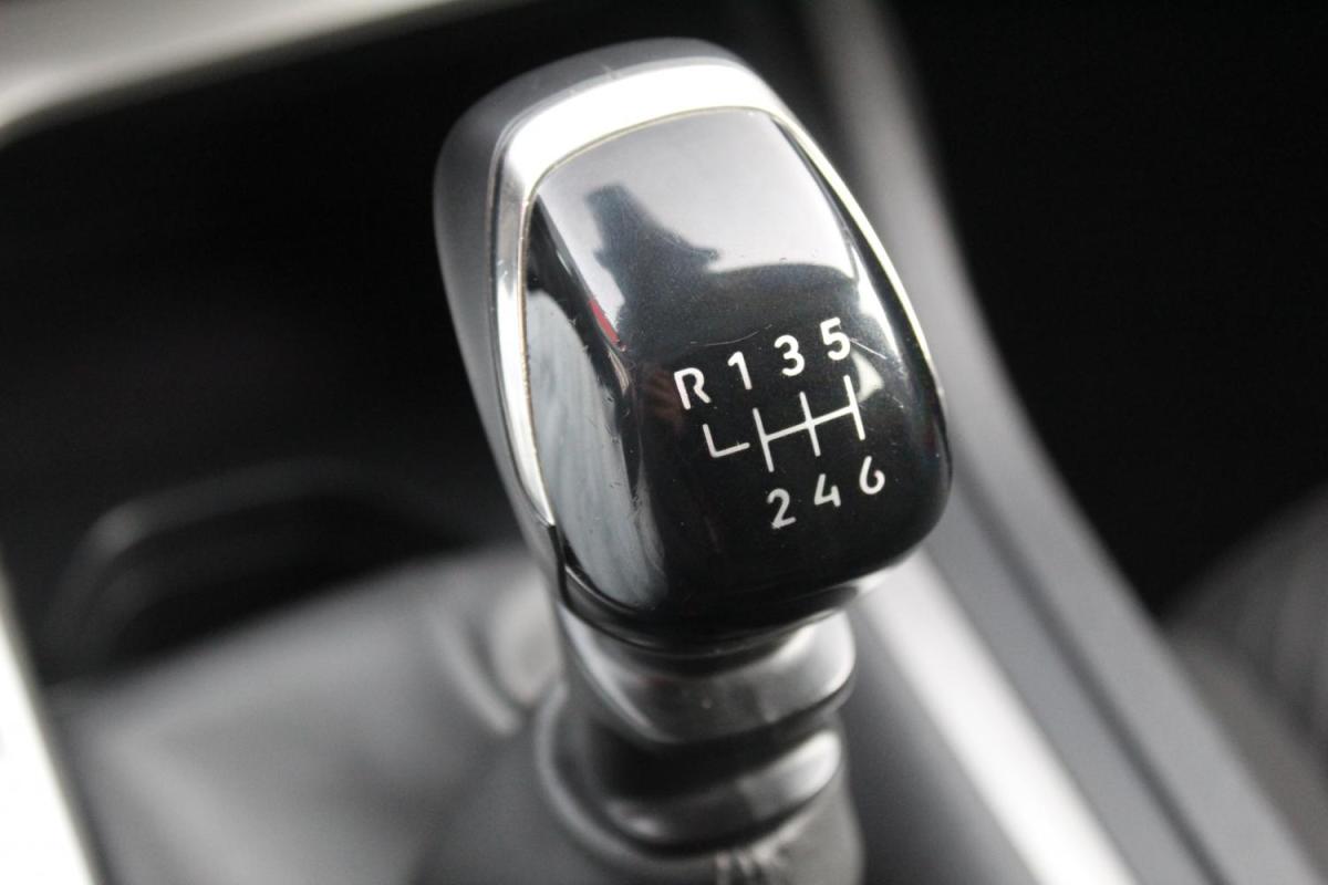 peugeot-308-2022-diesel-1499cc