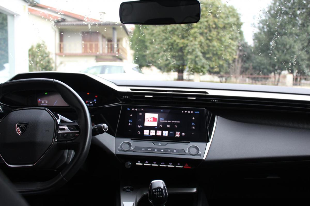 peugeot-308-2022-diesel-1499cc