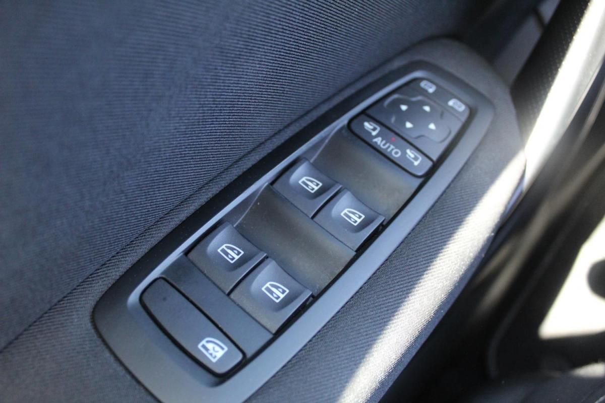 renault-megane-sport-tourer-2020-diesel-1461cc