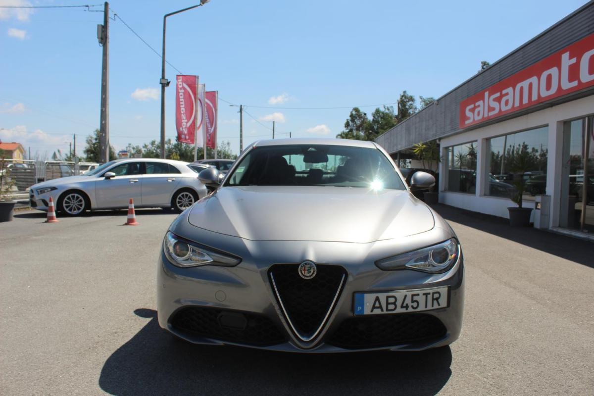 alfa-romeo-giulia-2020-diesel-2143cc