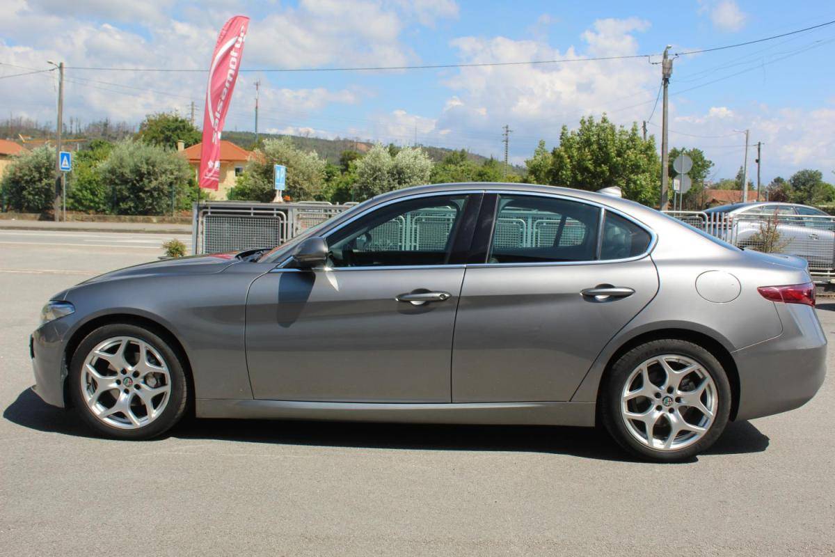 alfa-romeo-giulia-2020-diesel-2143cc