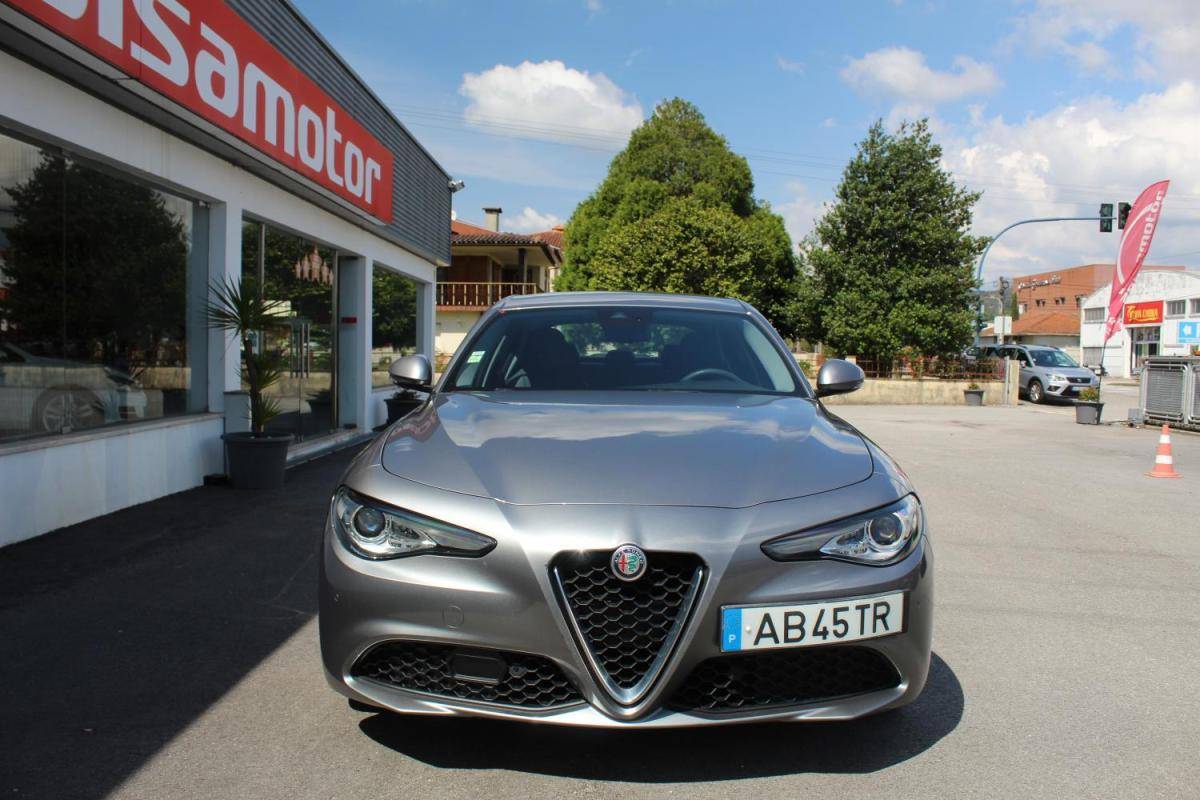 alfa-romeo-giulia-2020-diesel-2143cc