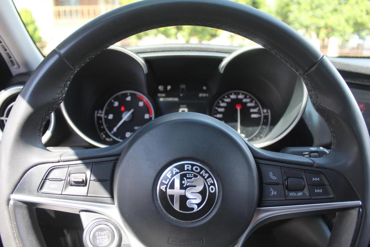 alfa-romeo-giulia-2020-diesel-2143cc