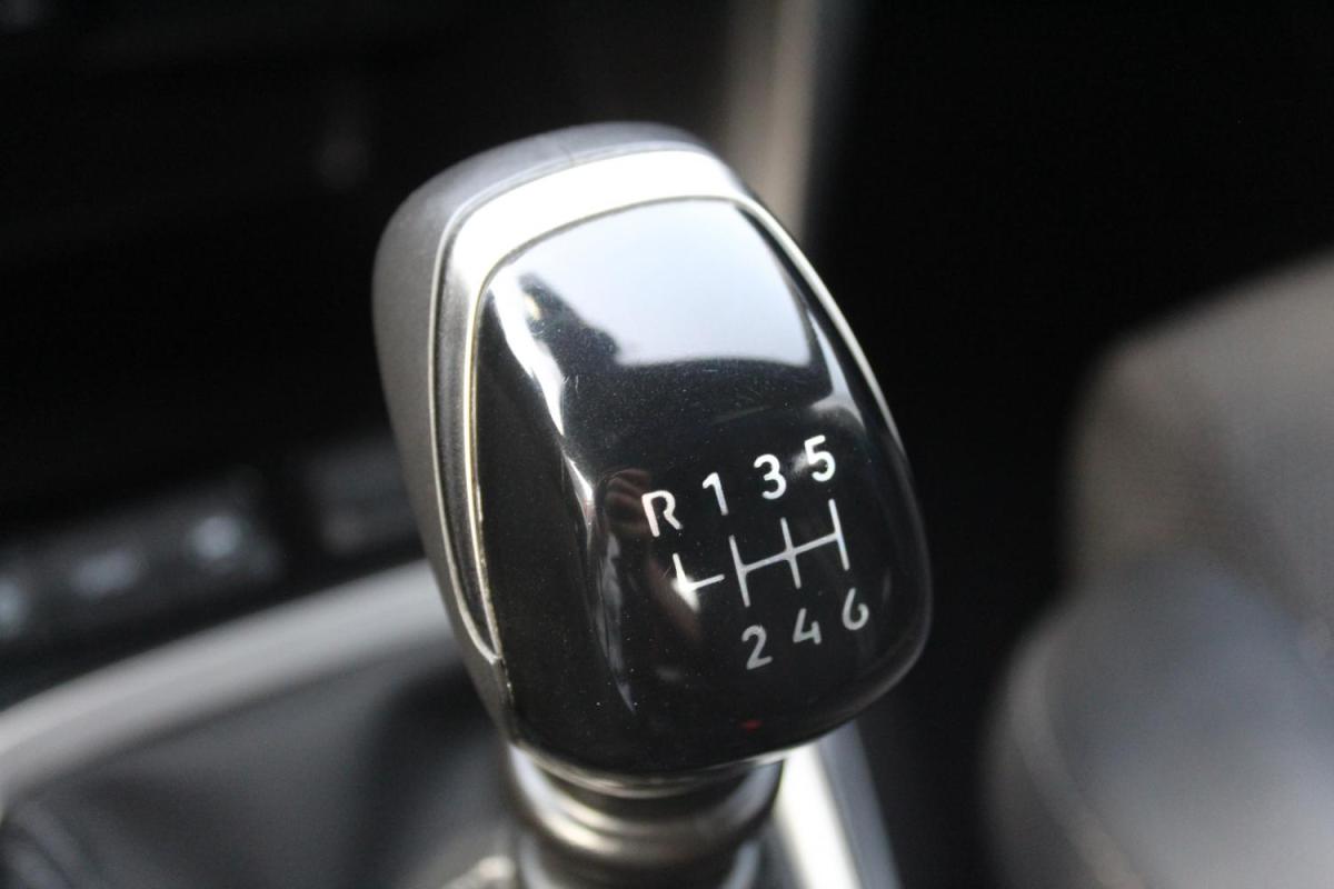 opel-corsa-2024-gasolina-1199cc