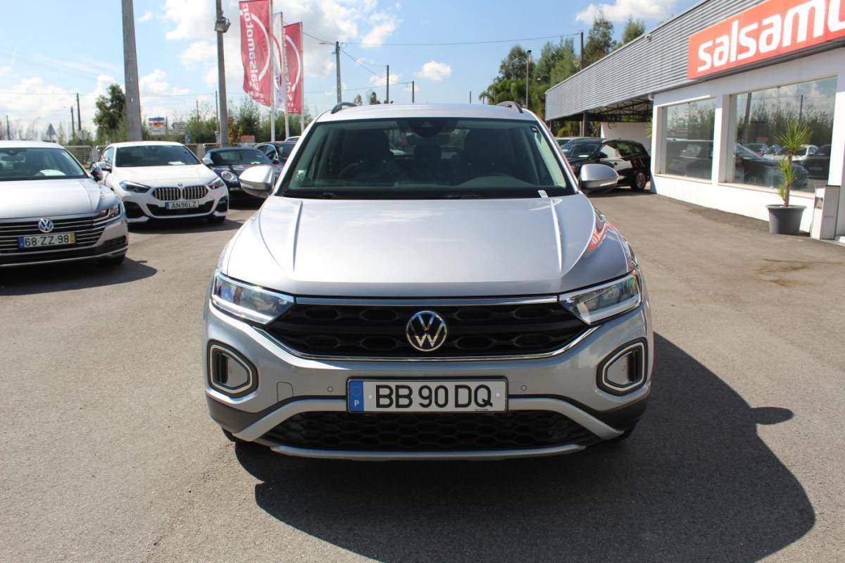 volkswagen-t-roc-2023-gasolina-999cc
