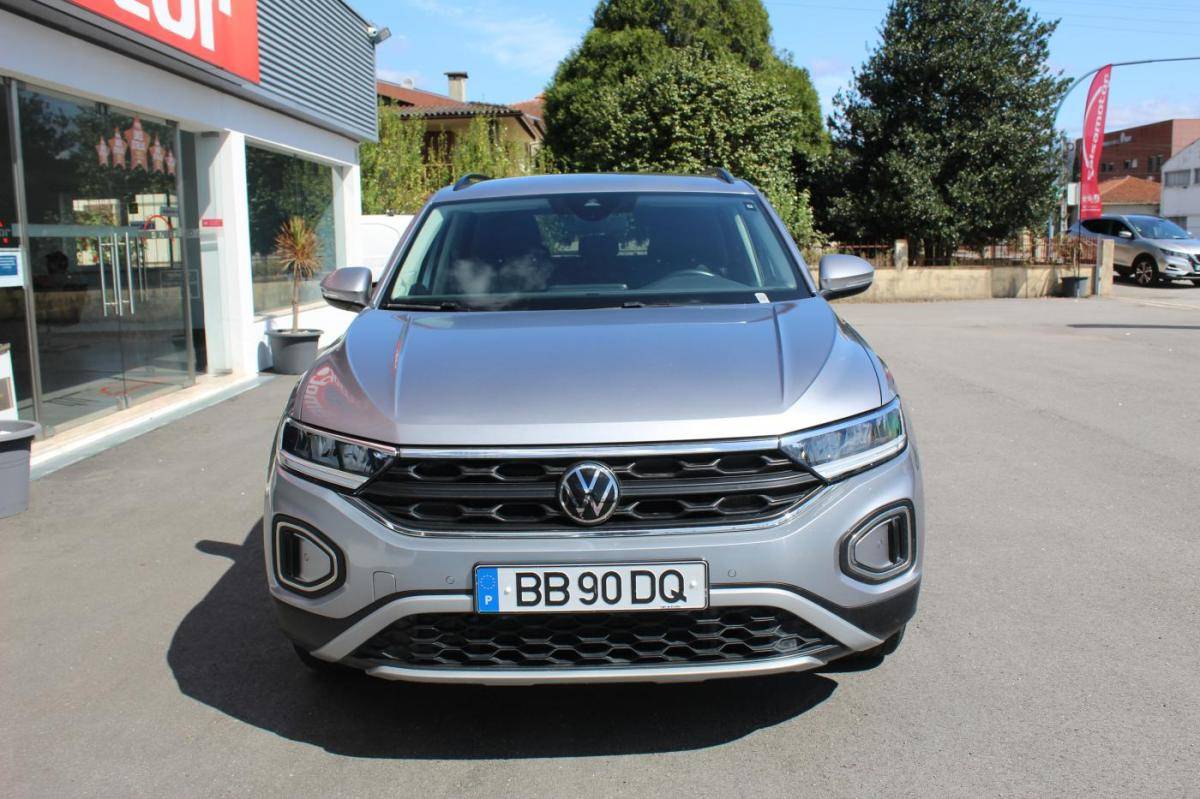 volkswagen-t-roc-2023-gasolina-999cc