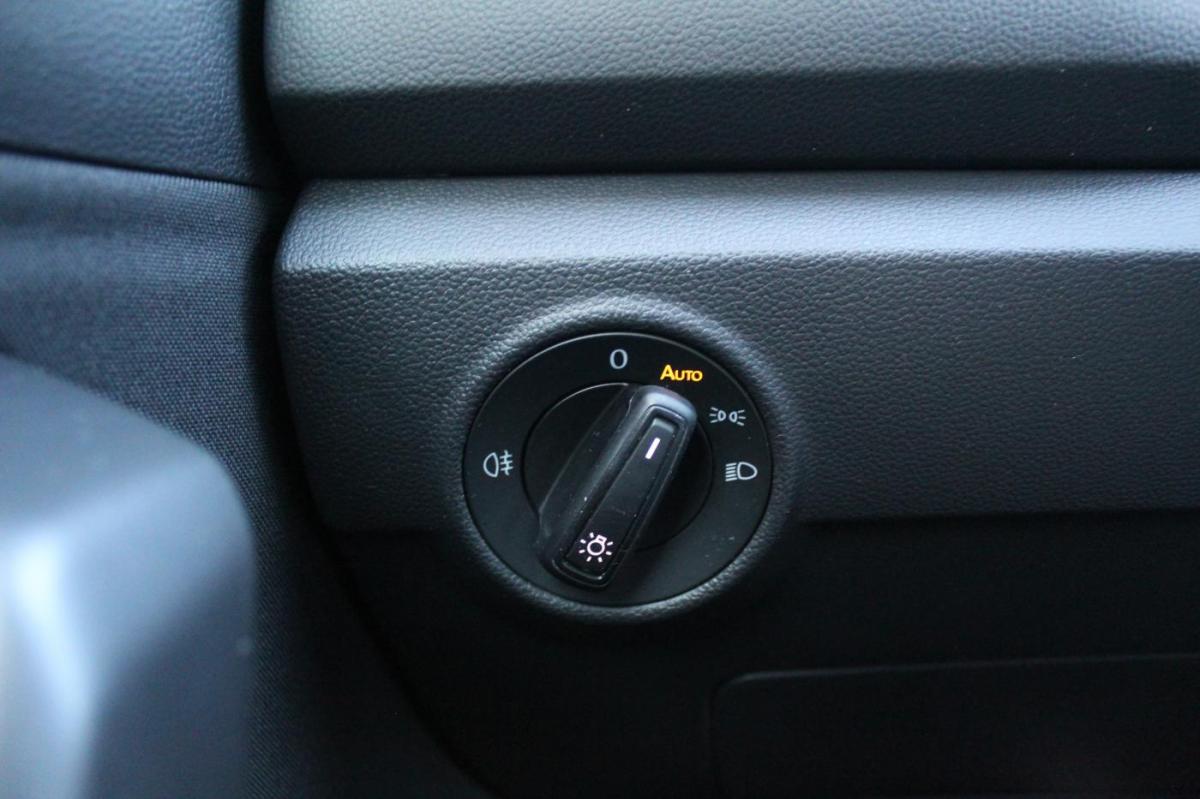 volkswagen-t-roc-2023-gasolina-999cc