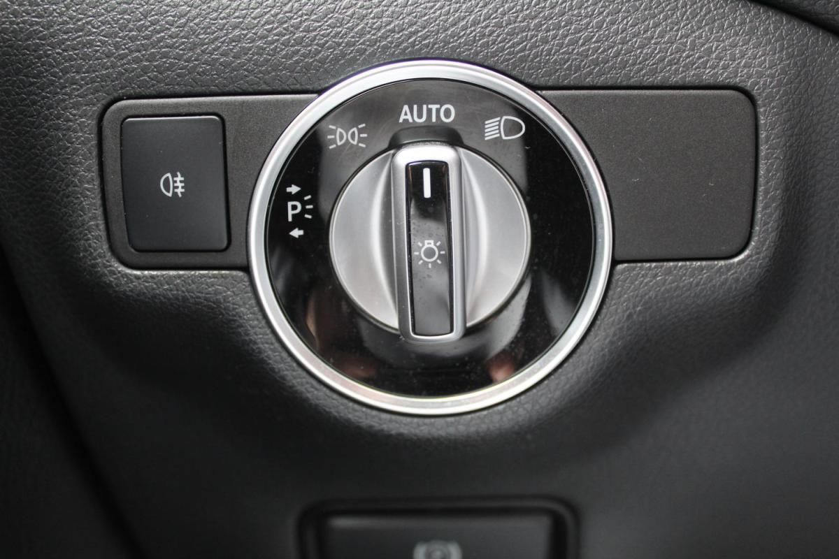 mercedes-benz-gla-2018-diesel-2143cc