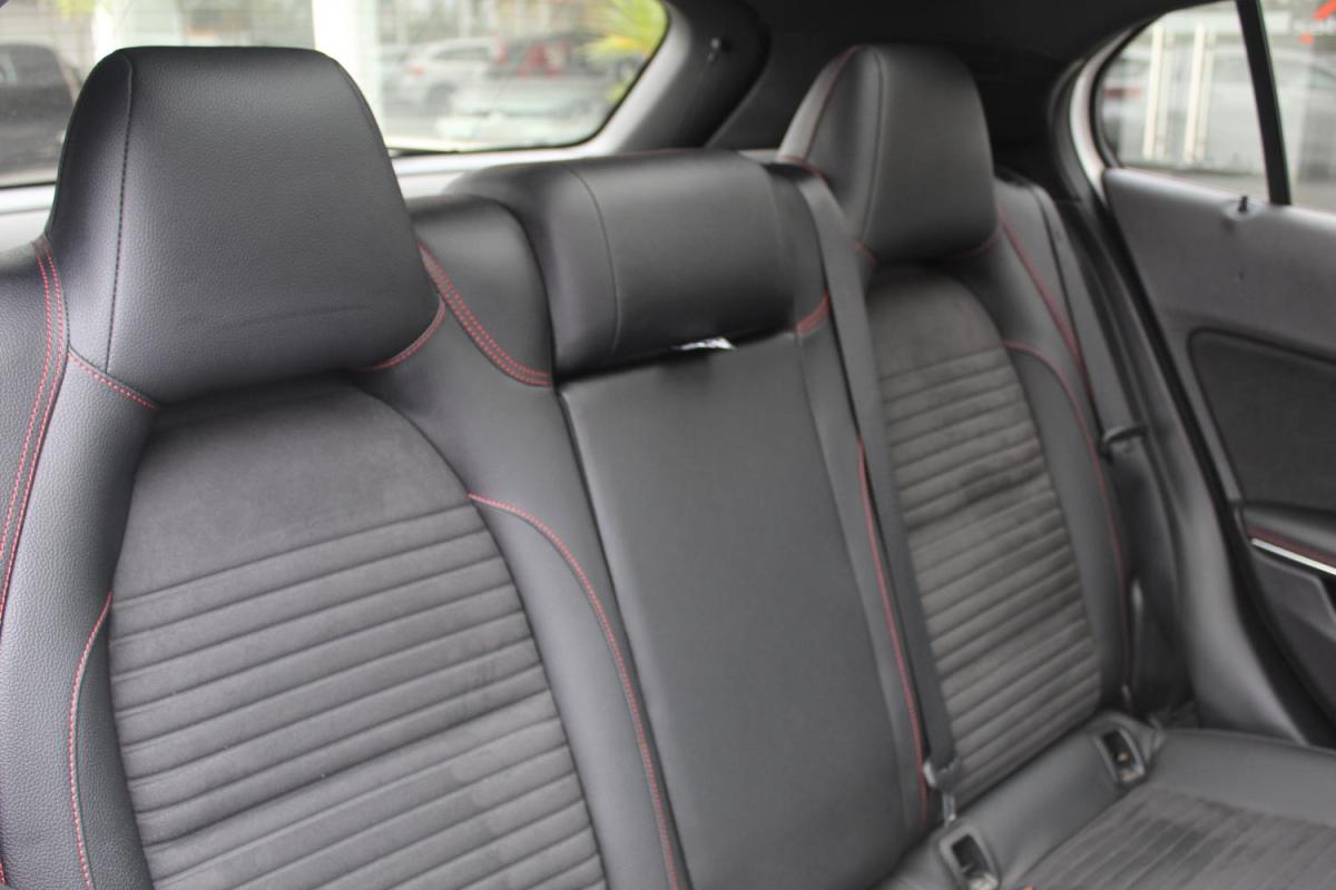 mercedes-benz-gla-2018-diesel-2143cc