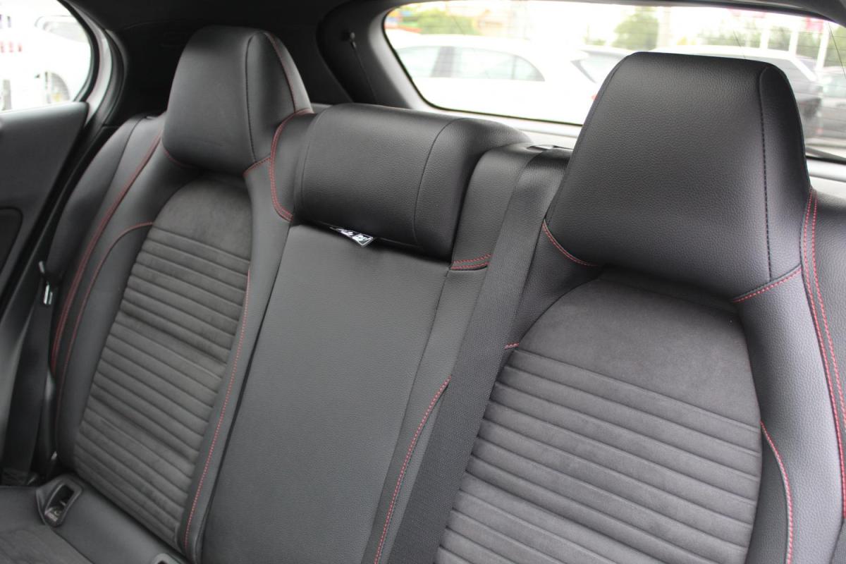mercedes-benz-gla-2018-diesel-2143cc