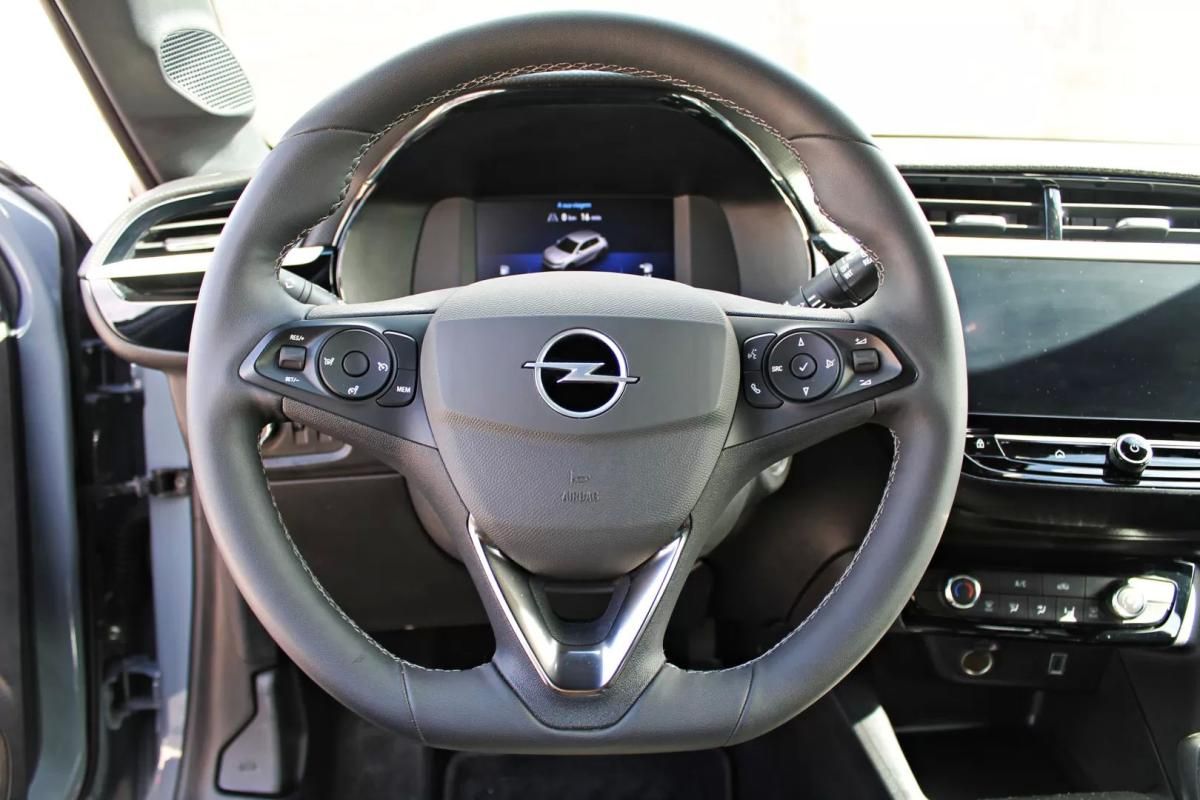opel-corsa-2025-gasolina-1199cc
