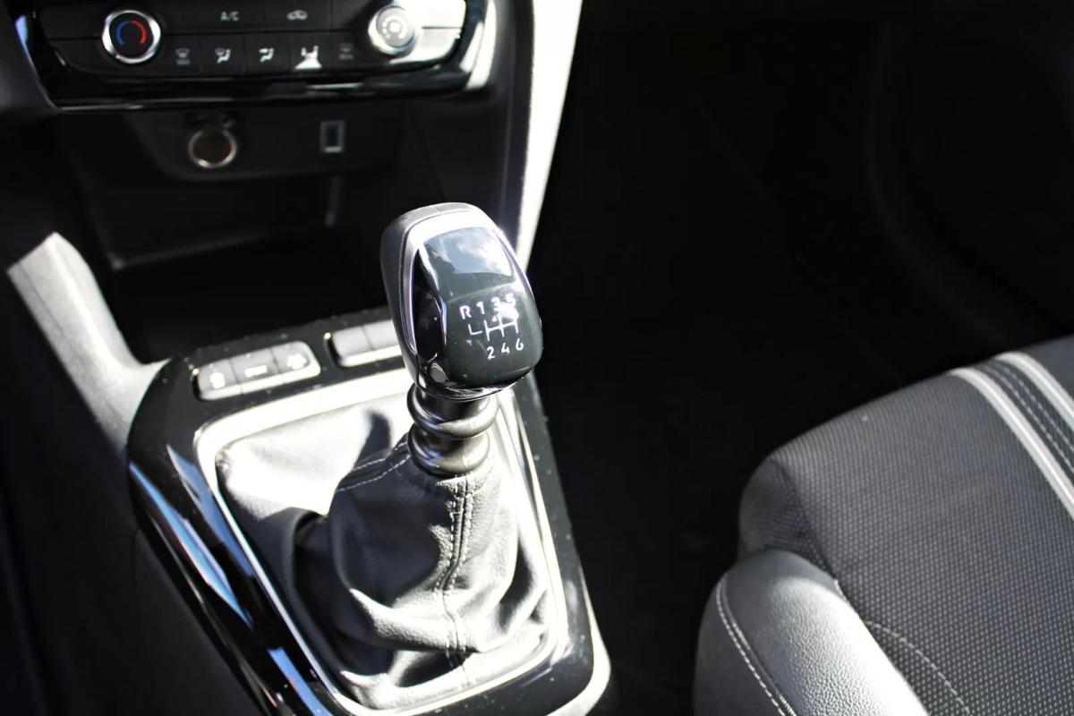 opel-corsa-2025-gasolina-1199cc
