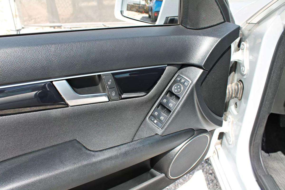mercedes-benz-classe-c-2013-diesel-2143cc