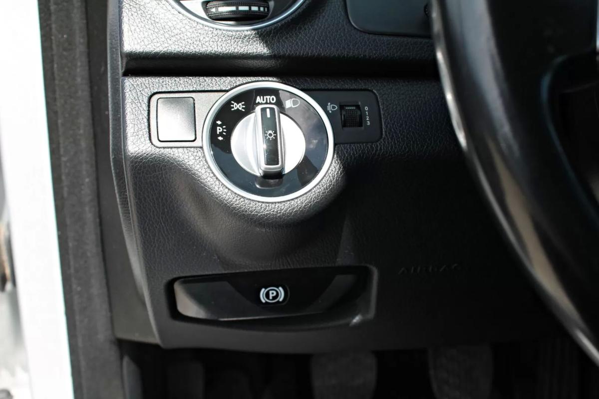 mercedes-benz-classe-c-2013-diesel-2143cc