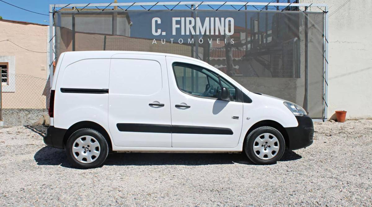 peugeot-partner-2015-diesel-1560cc