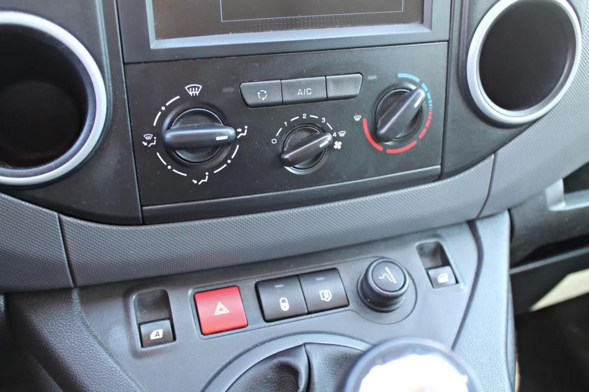 peugeot-partner-2015-diesel-1560cc