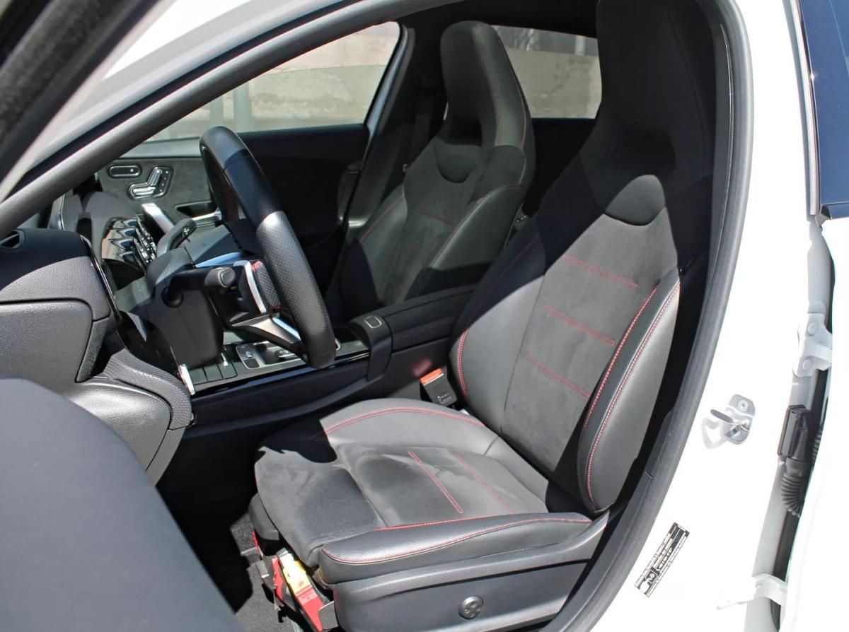 mercedes-benz-classe-a-2023-hibrido-a-gasolina-1332cc