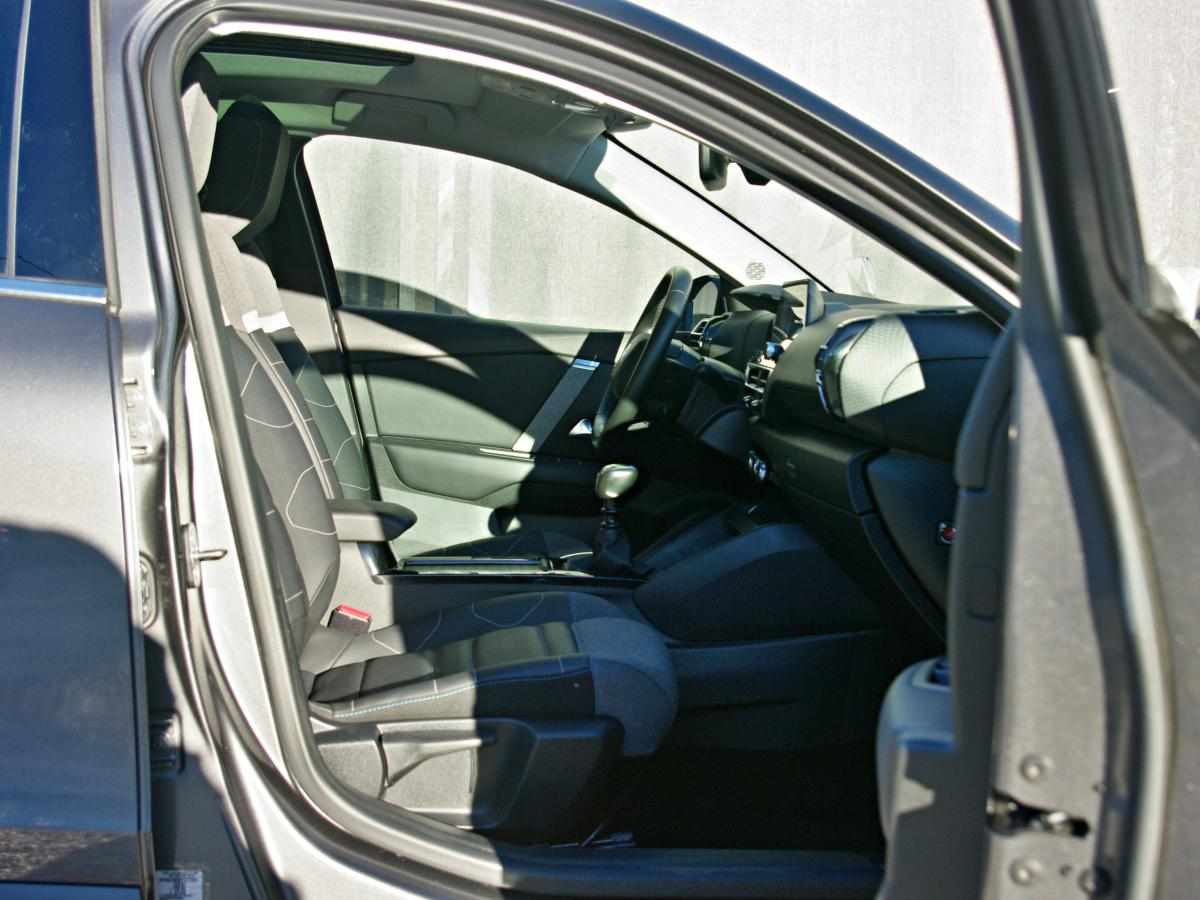 citroen-c4-2023-gasolina-1199cc