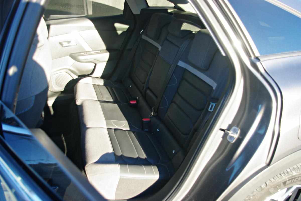 citroen-c4-2023-gasolina-1199cc