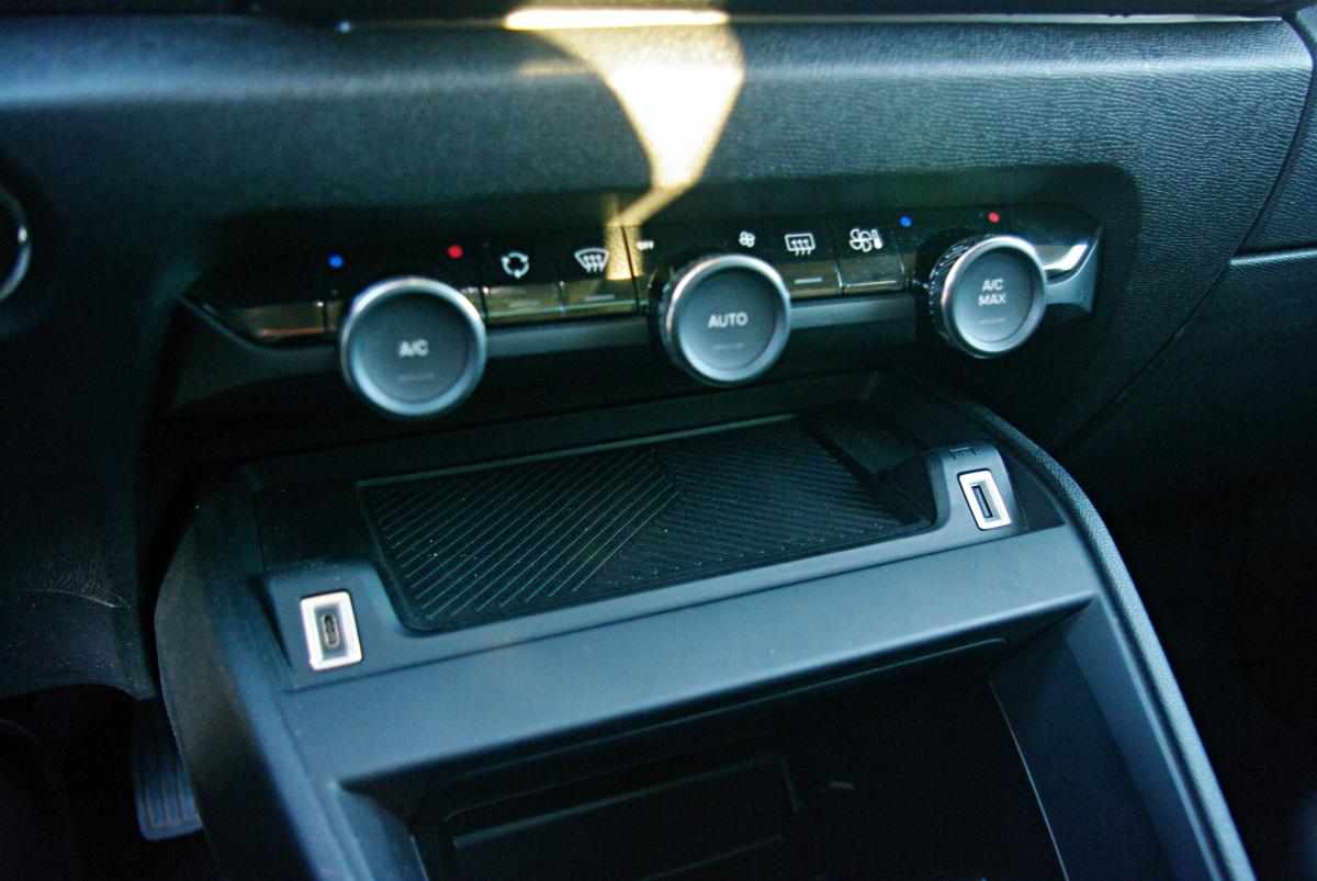 citroen-c4-2023-gasolina-1199cc