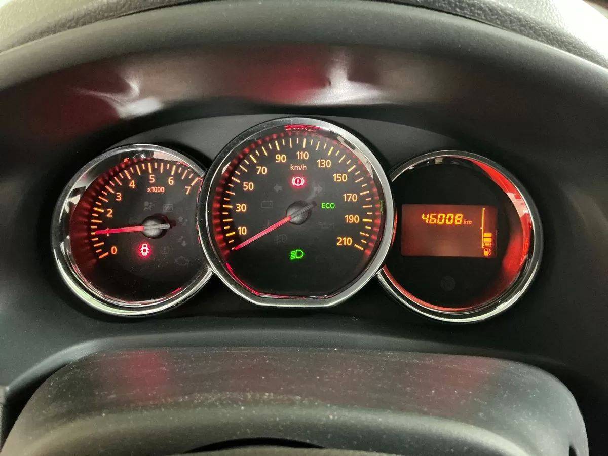 dacia-sandero-2015-gasolina-898cc