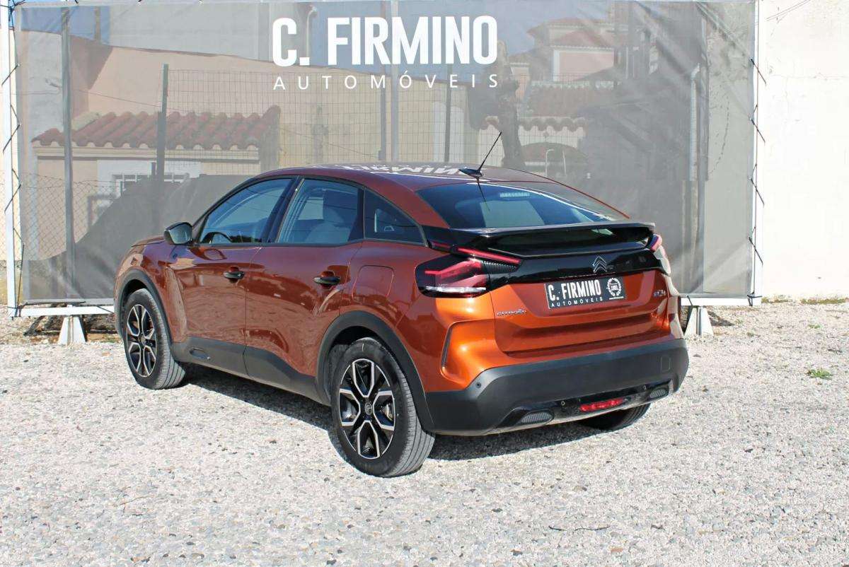 citroen-c4-2022-eletrico-200cc
