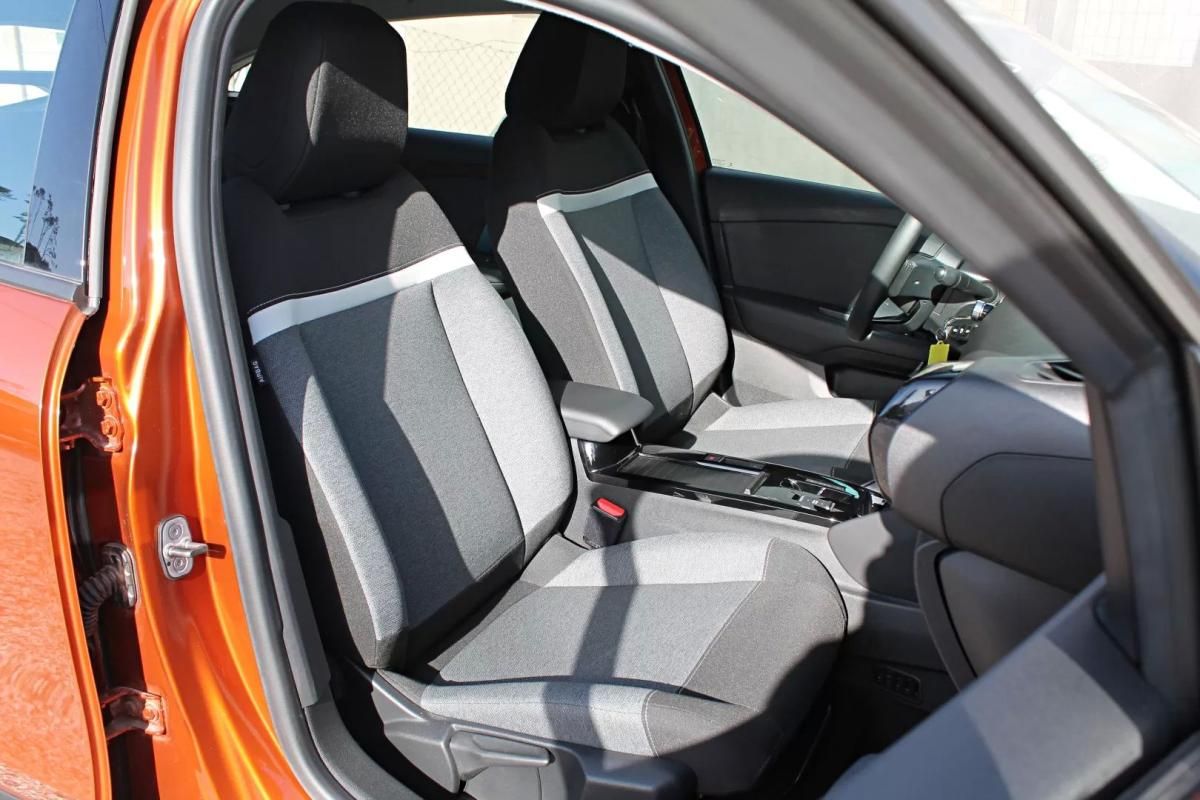 citroen-c4-2022-eletrico-200cc