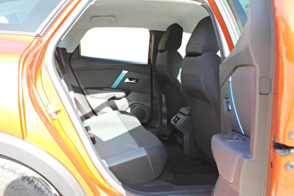 citroen-c4-2022-eletrico-200cc