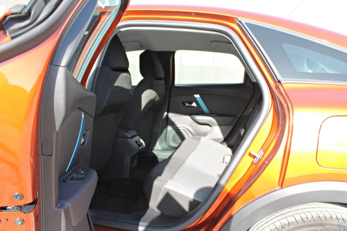 citroen-c4-2022-eletrico-200cc