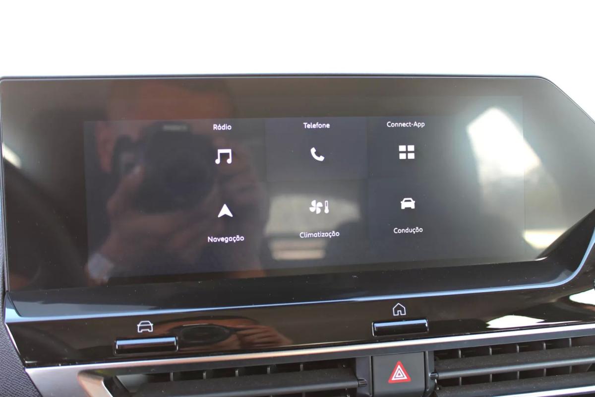 citroen-c4-2022-eletrico-200cc