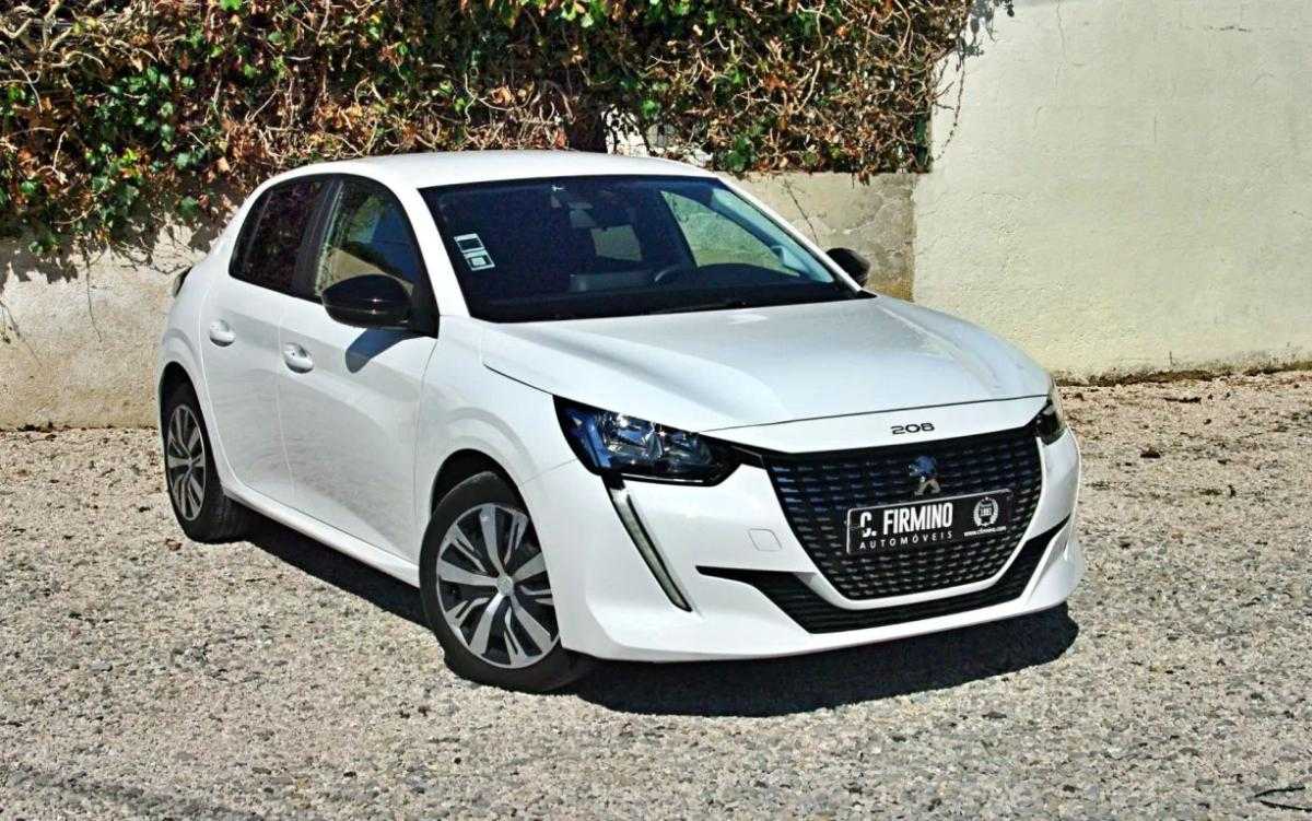peugeot-208-2023-diesel-1499cc