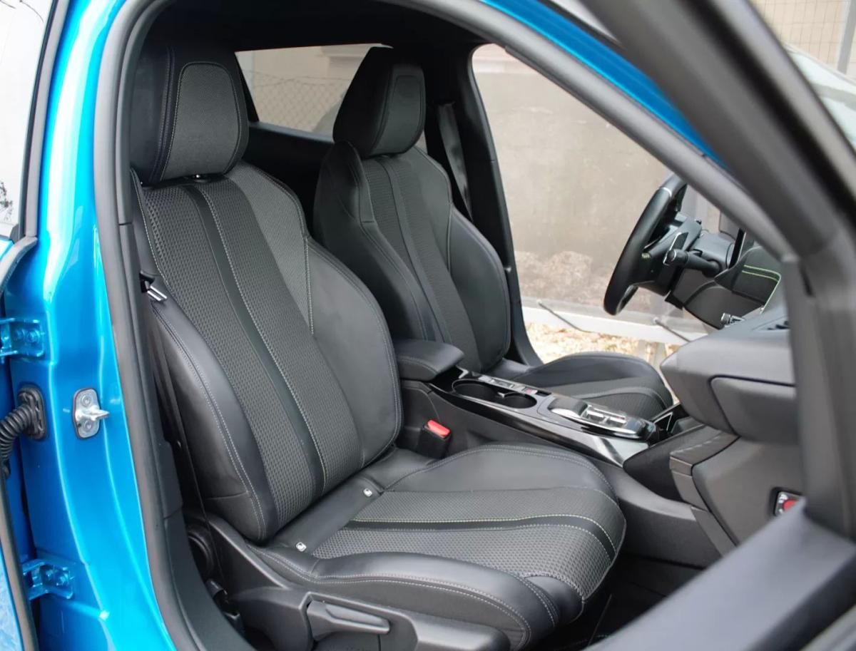 peugeot-2008-2022-gasolina-1199cc