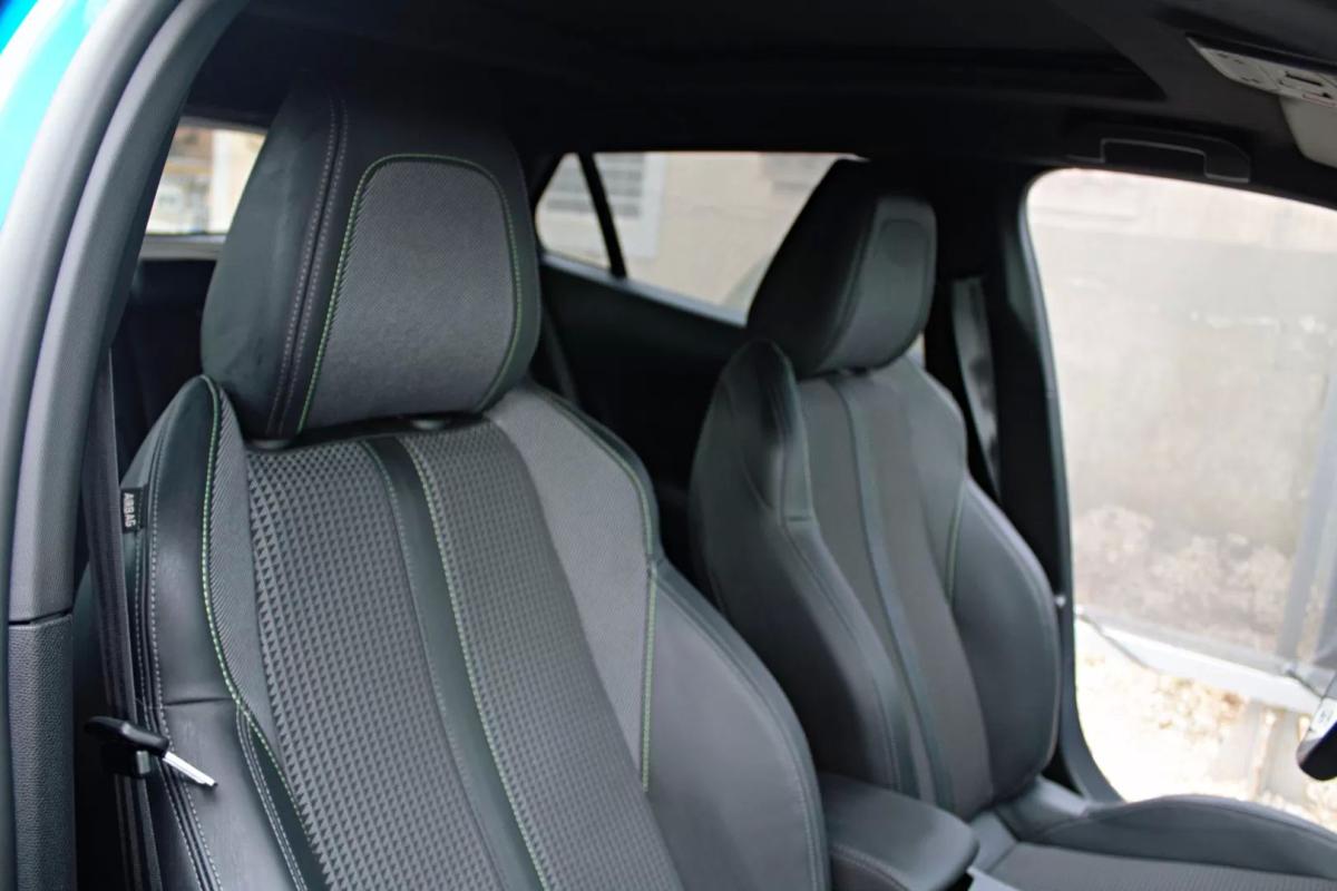 peugeot-2008-2022-gasolina-1199cc
