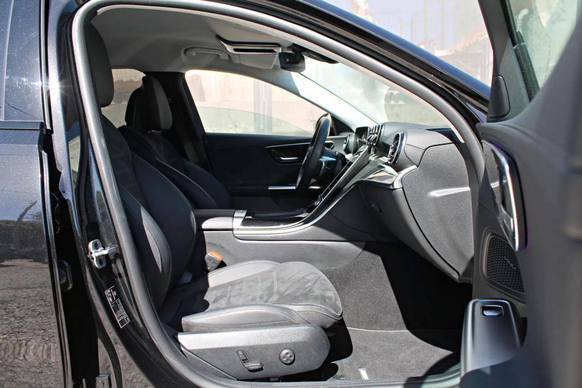 mercedes-benz-classe-c-2024-hibrido-1993cc