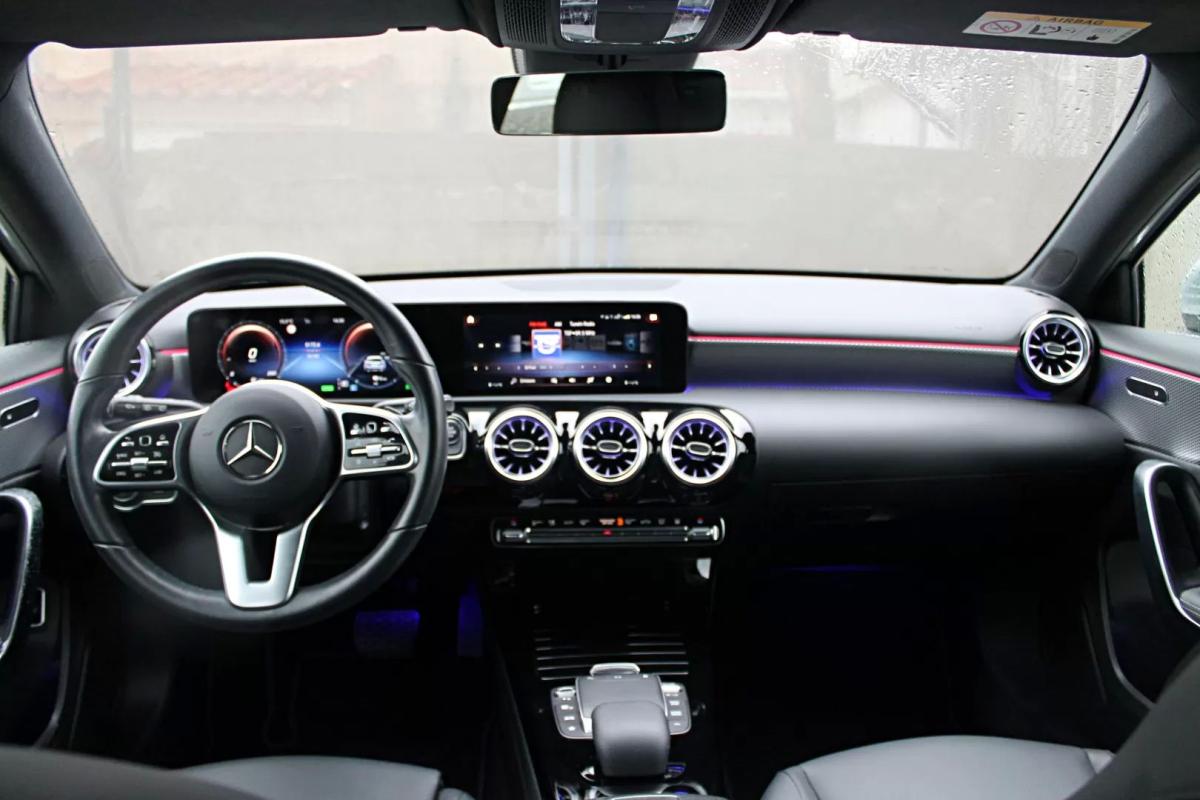 mercedes-benz-classe-a-2022-hibrido-1332cc