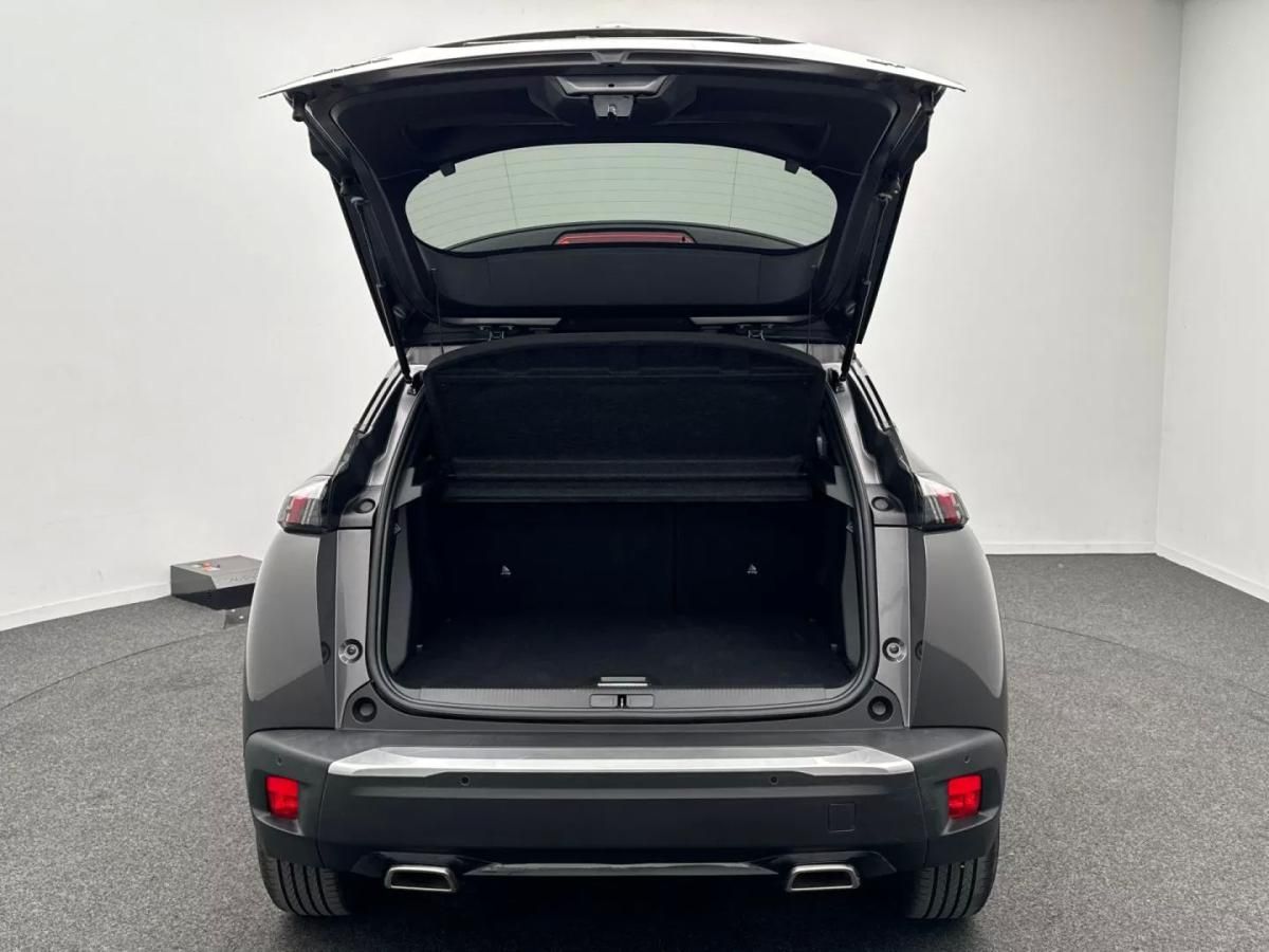 peugeot-2008-2023-gasolina-1199cc