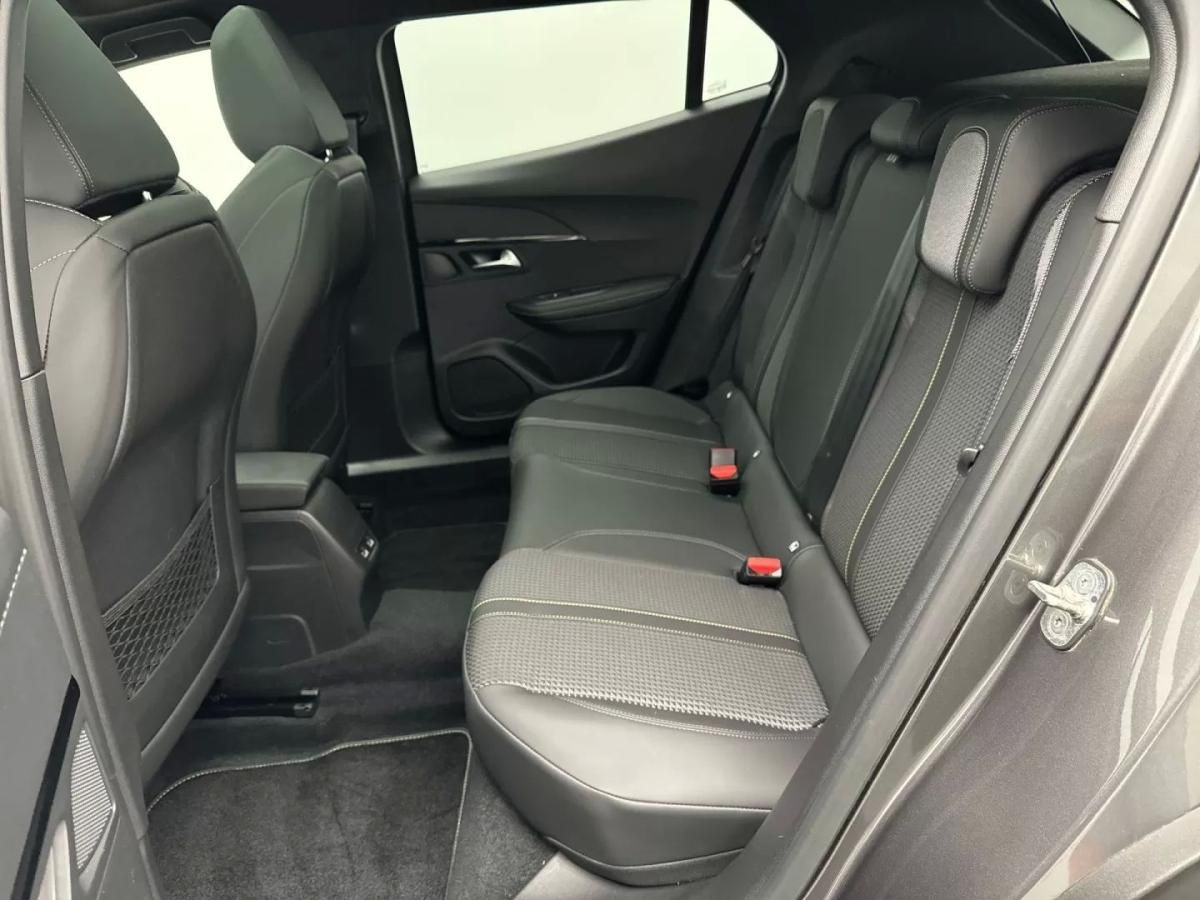 peugeot-2008-2023-gasolina-1199cc