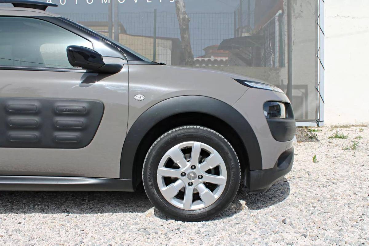 citroen-c4-cactus-2014-diesel-1560cc