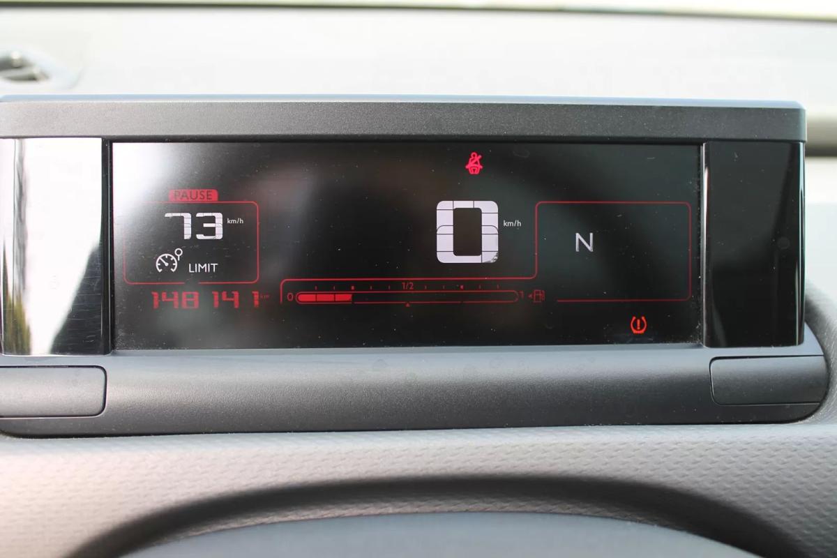 citroen-c4-cactus-2014-diesel-1560cc