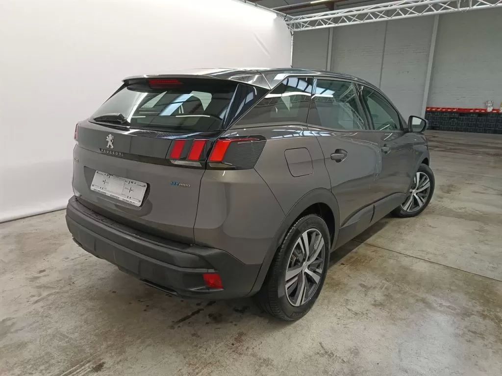 peugeot-3008-2023-hibrido-1598cc
