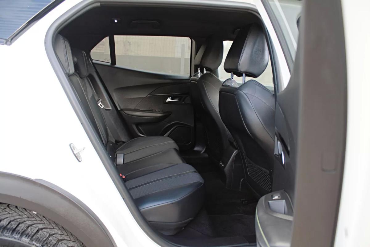 peugeot-2008-2022-diesel-1499cc