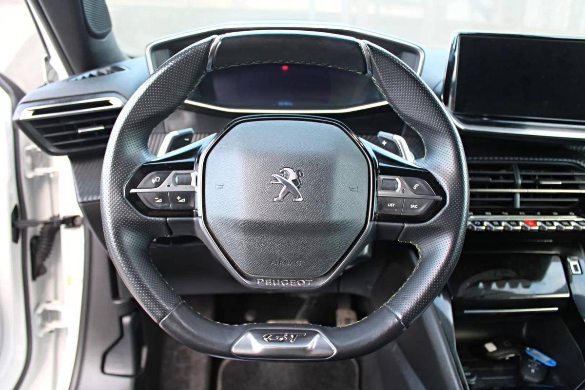peugeot-2008-2022-diesel-1499cc