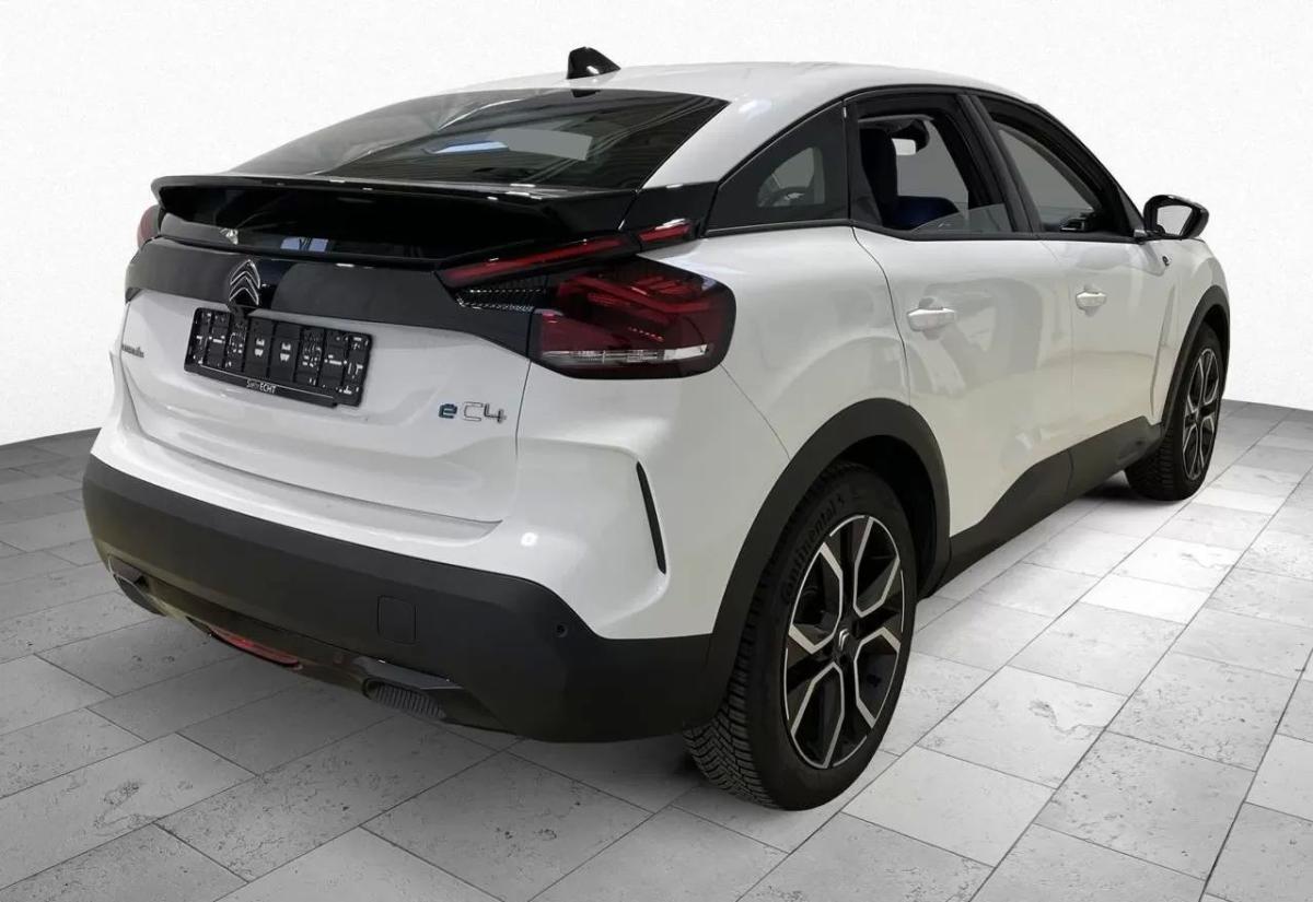 citroen-e-c4-2023-eletrico-200cc