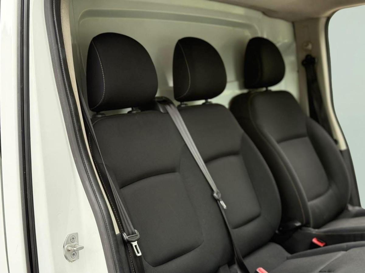 renault-trafic-2018-diesel-1598cc