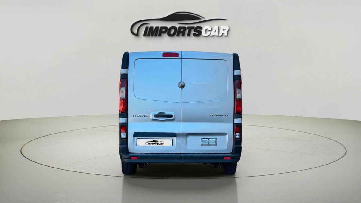 renault-trafic-2018-diesel-1598cc