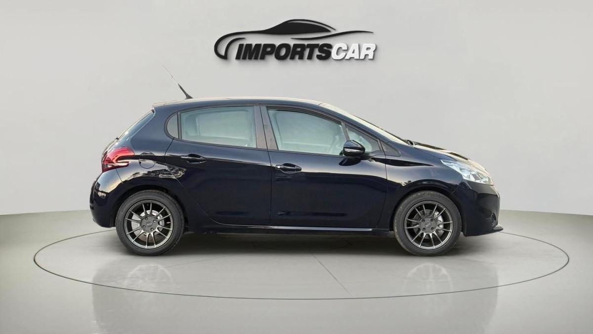 peugeot-208-2015-gasolina-999cc