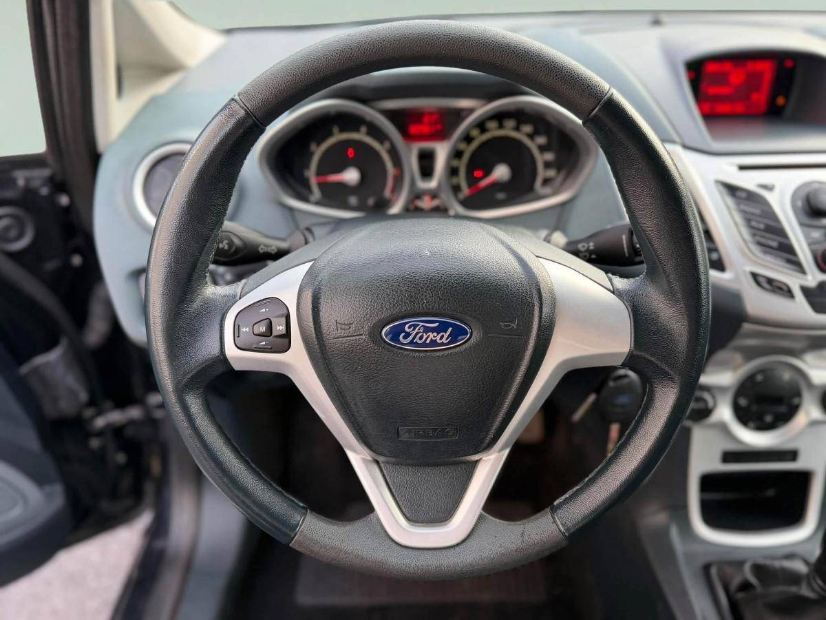 ford-fiesta-2009-gasolina-1242cc