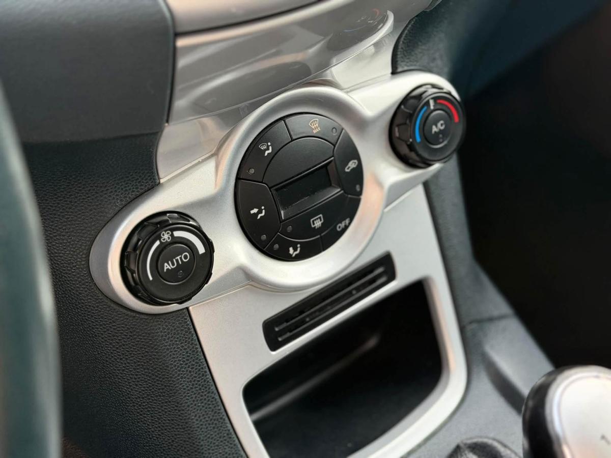 ford-fiesta-2009-gasolina-1242cc