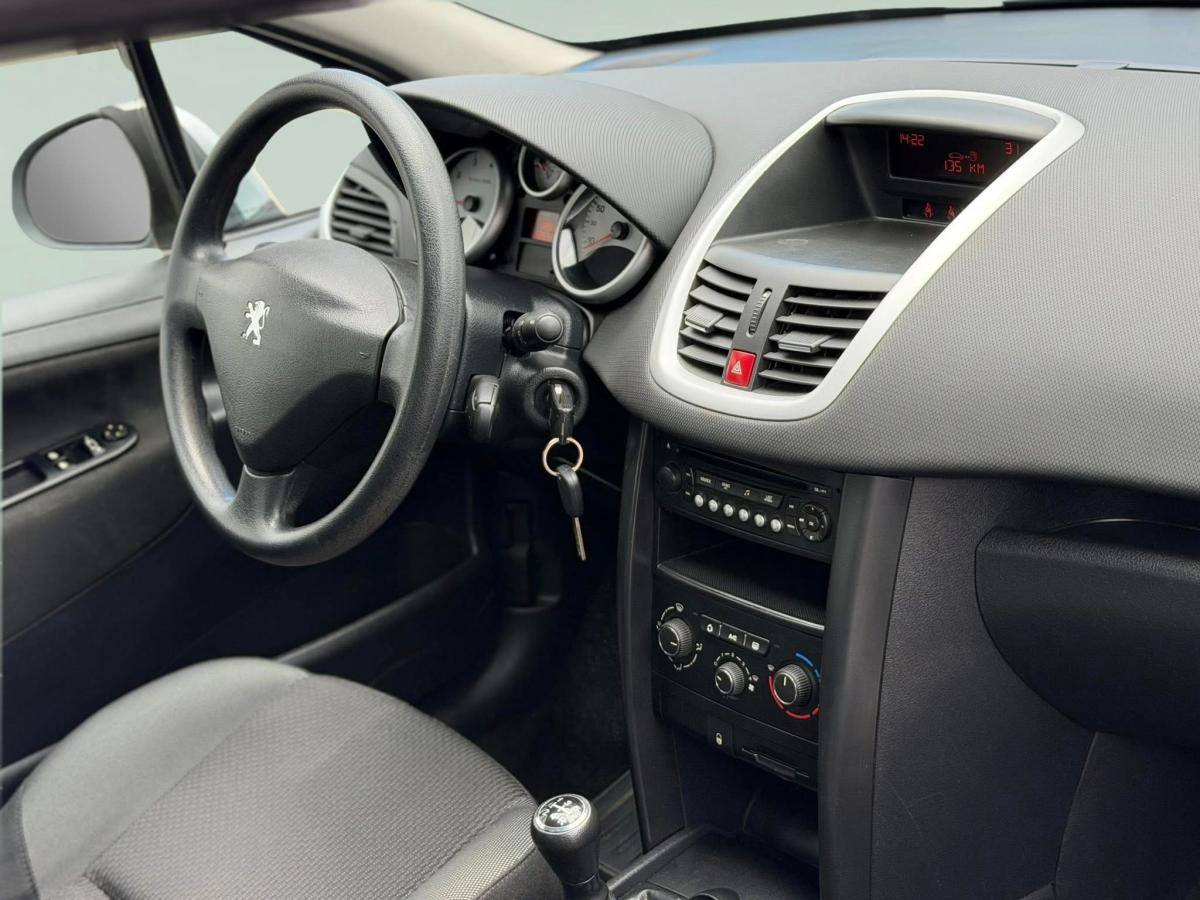 peugeot-207-2009-gasolina-1360cc