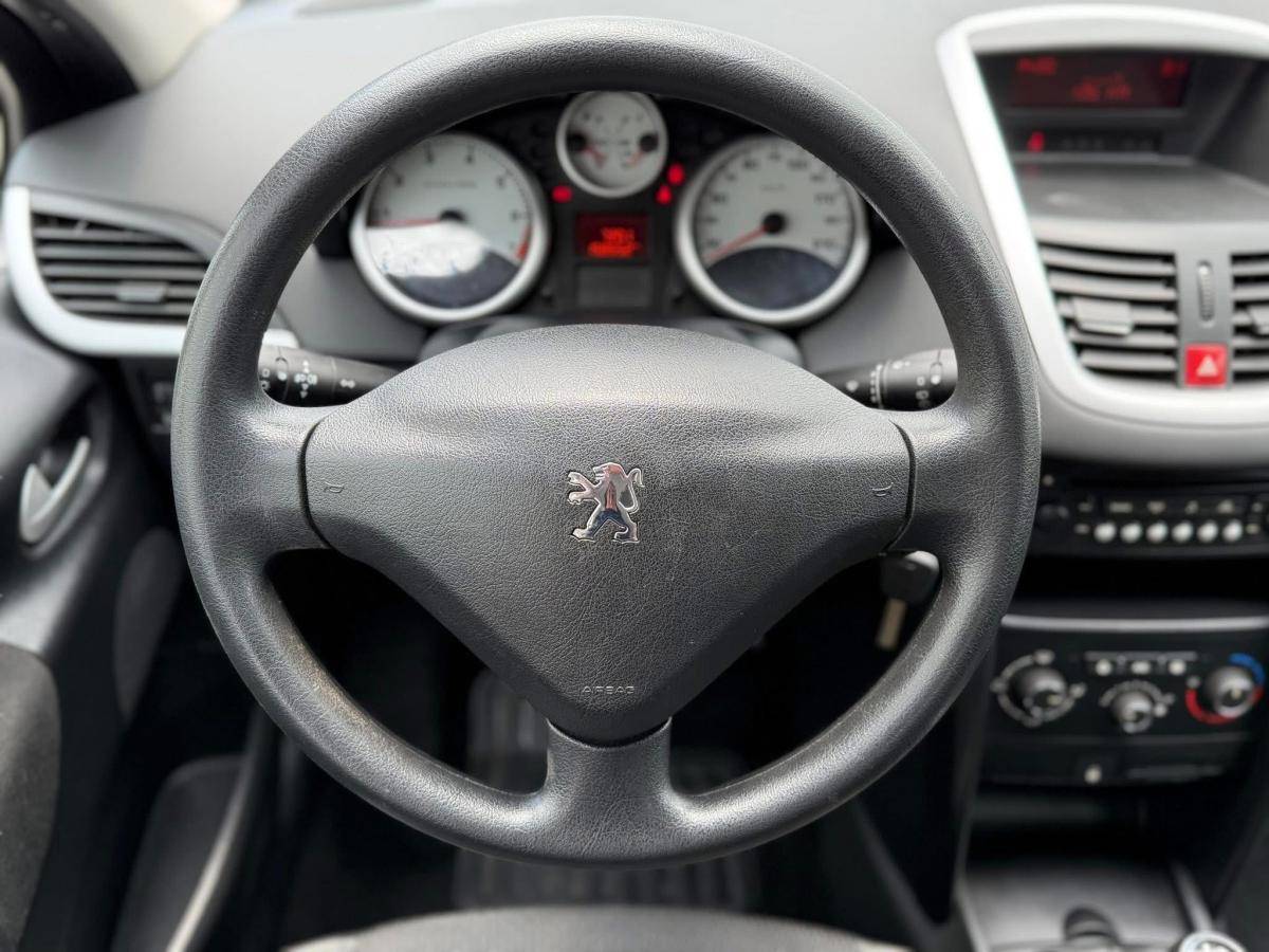 peugeot-207-2009-gasolina-1360cc